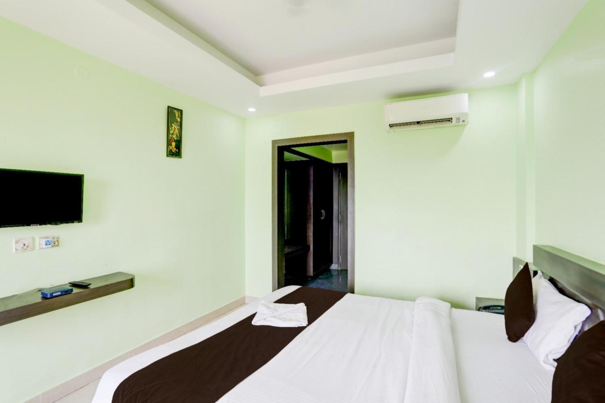 Deep Ganga Inn Near Sea Beach By Morservices Puri Exterior foto